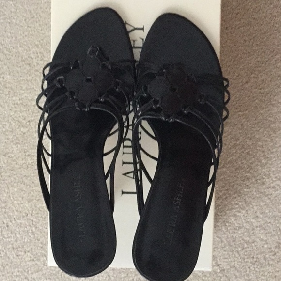 LAURA ASHLEY SHOES Price reduced - Picture 3 of 6